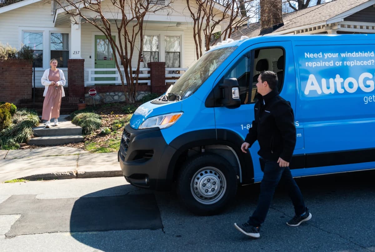 Mobile Auto Glass Now van arriving at customer's home.
